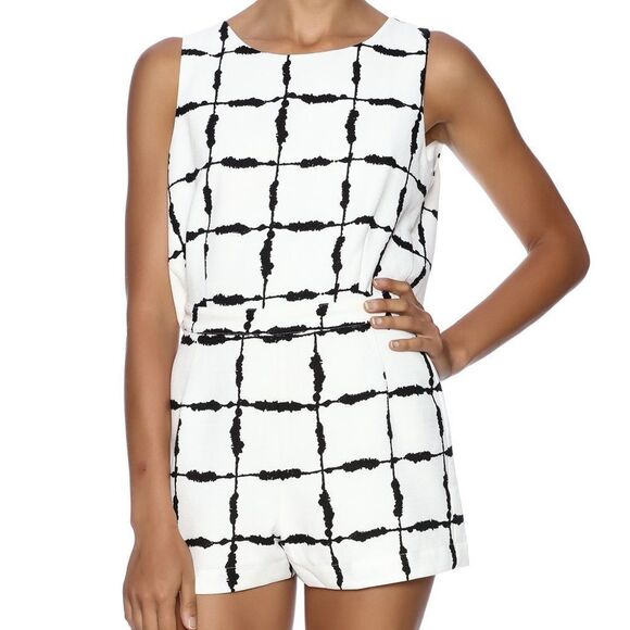 GanLan Collection White & Black Backless Romper - Small - Picture 4 of 14